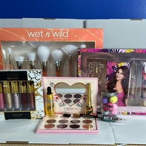 Make up, Eyes,lips face, body